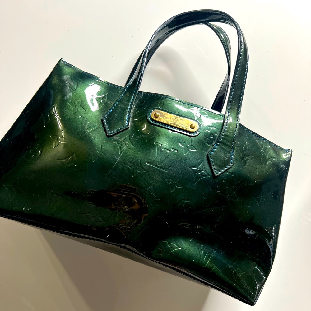 Louis Vuitton Wilshire PM Vernis Brownuit Handbag